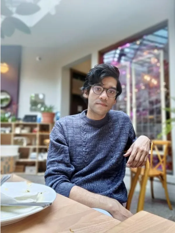Dr. Ujaan Ghosh